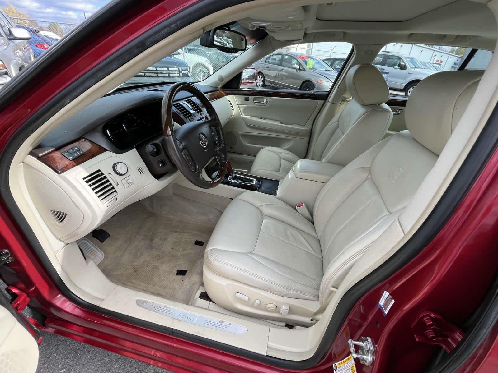 2008 Cadillac DTS w/1SE 12