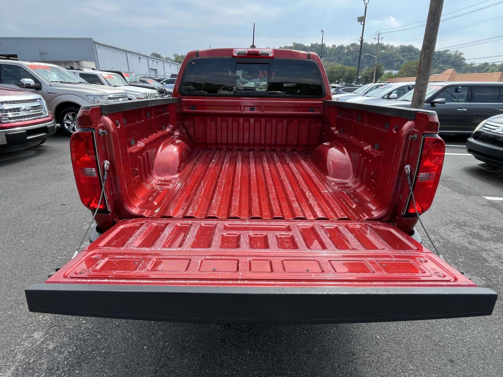 2015 Chevrolet Colorado 4WD LT Crew Cab 128.3 8