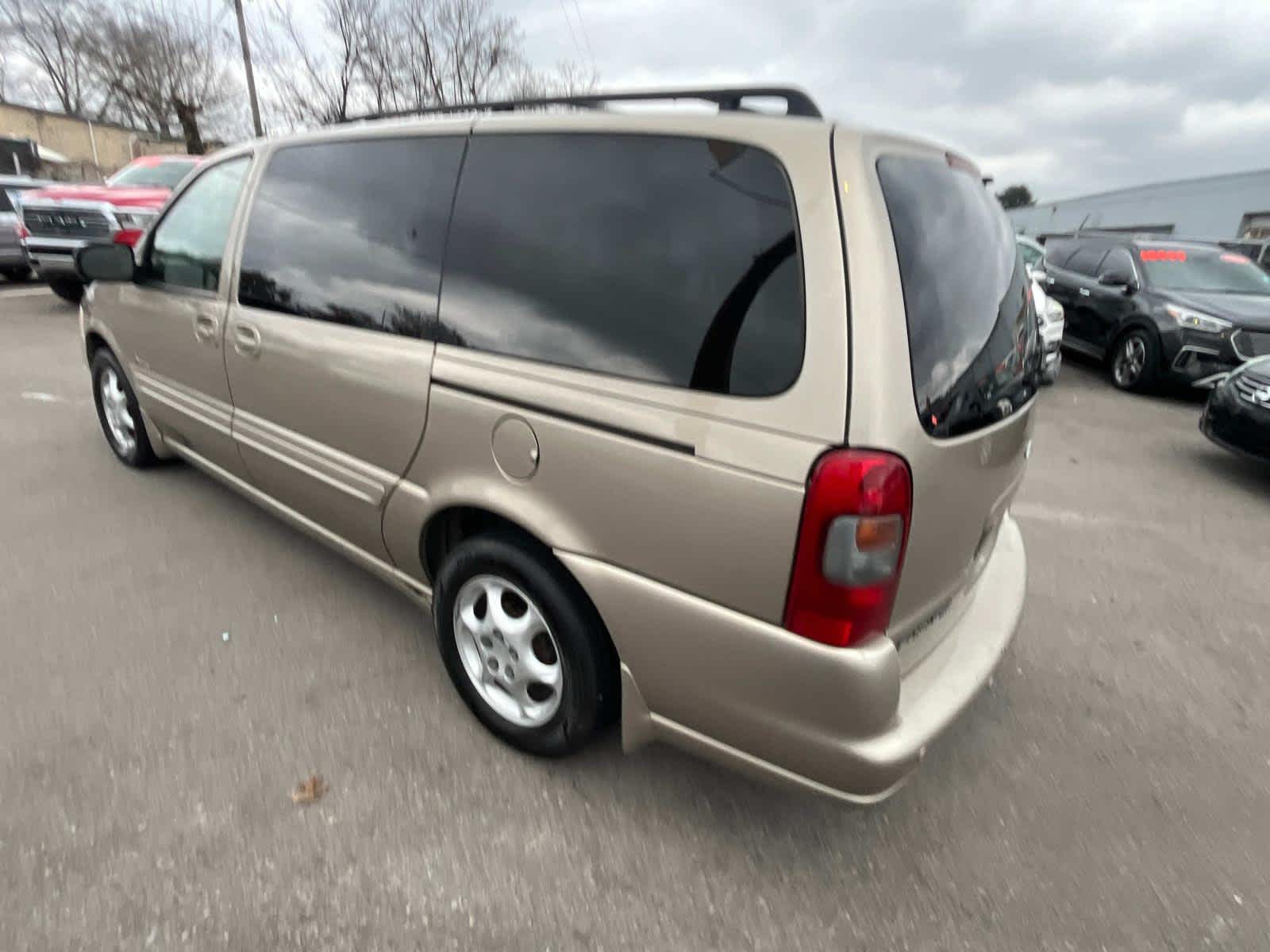 2001 Oldsmobile Silhouette Premiere 7