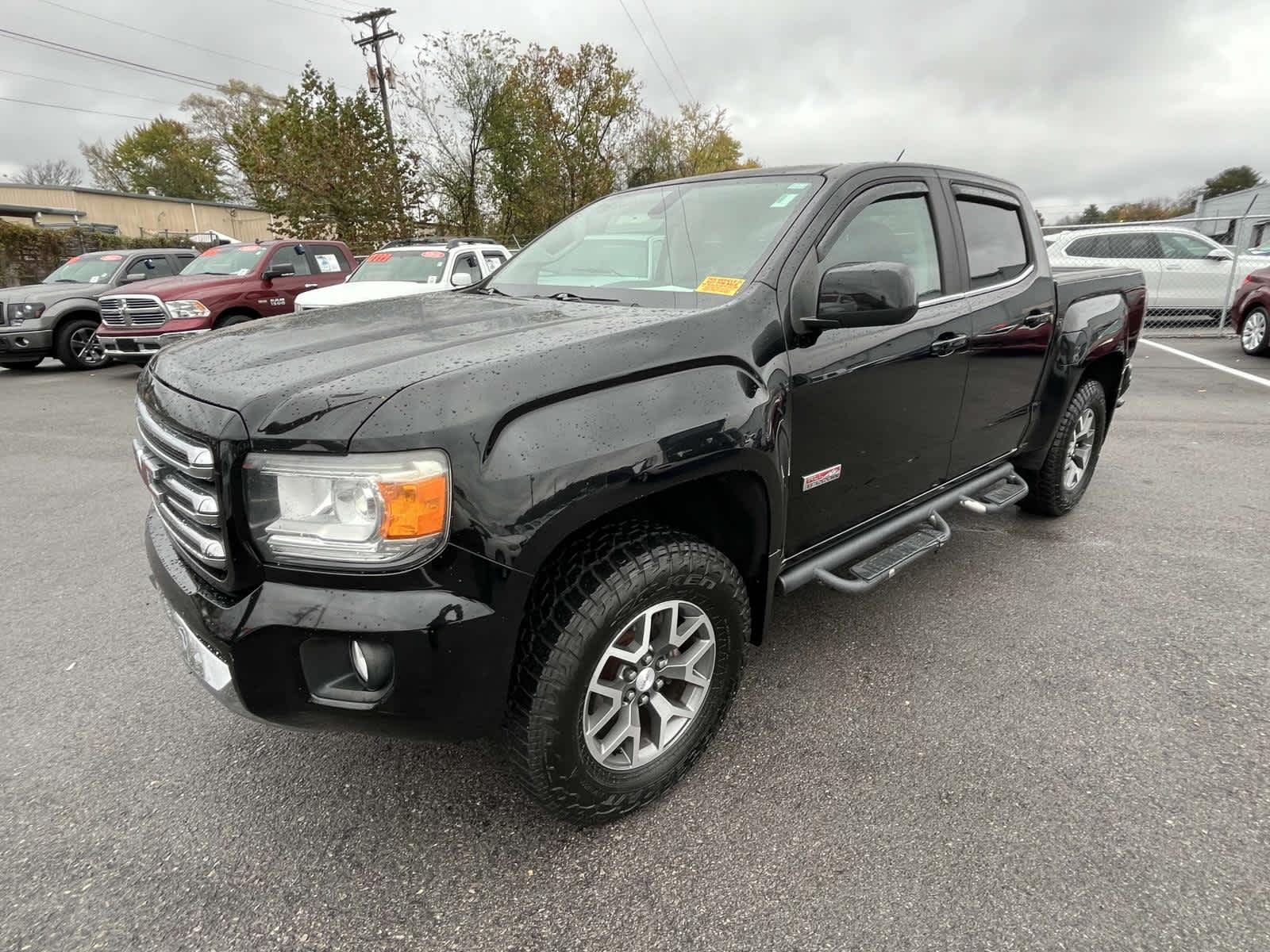 2015 GMC Canyon 4WD SLE Crew Cab 128.3 4