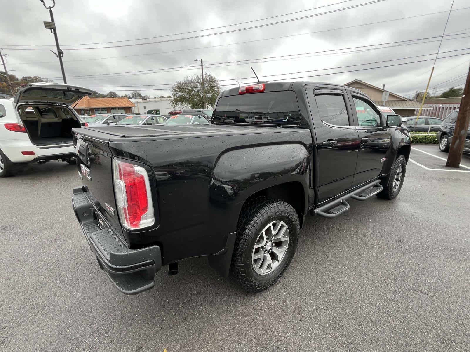 2015 GMC Canyon 4WD SLE Crew Cab 128.3 8