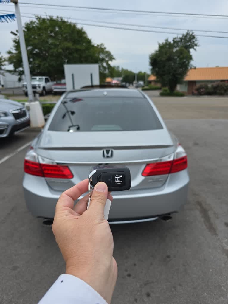 2014 Honda Accord Touring 3