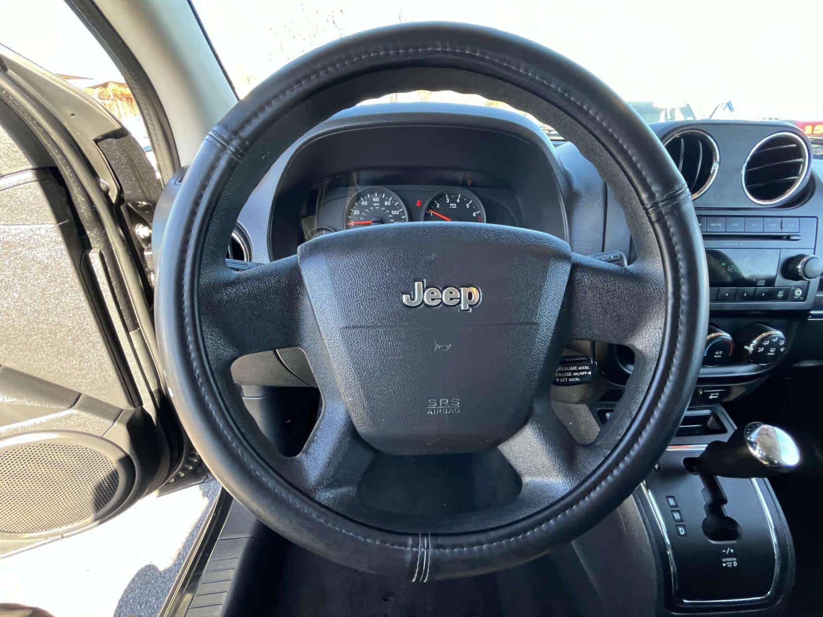 2010 Jeep Compass Sport 21