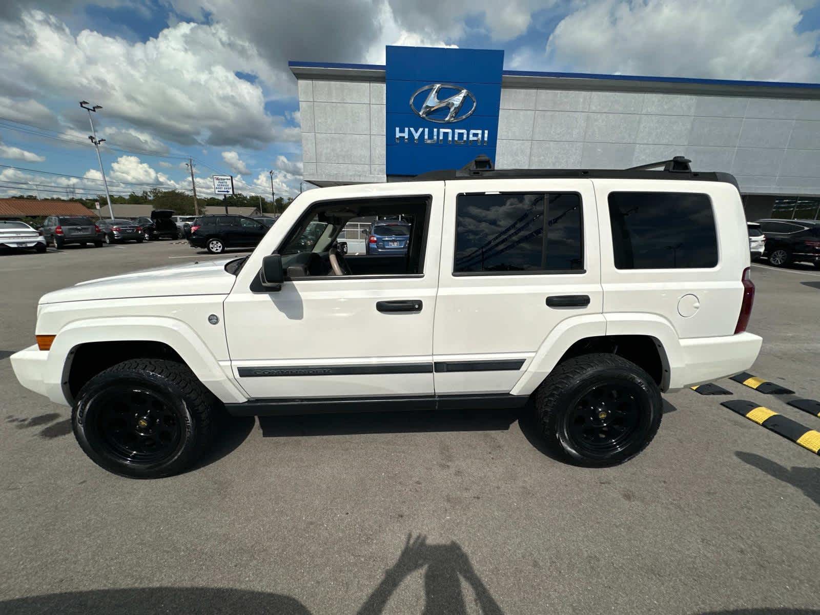 2006 Jeep Commander  5