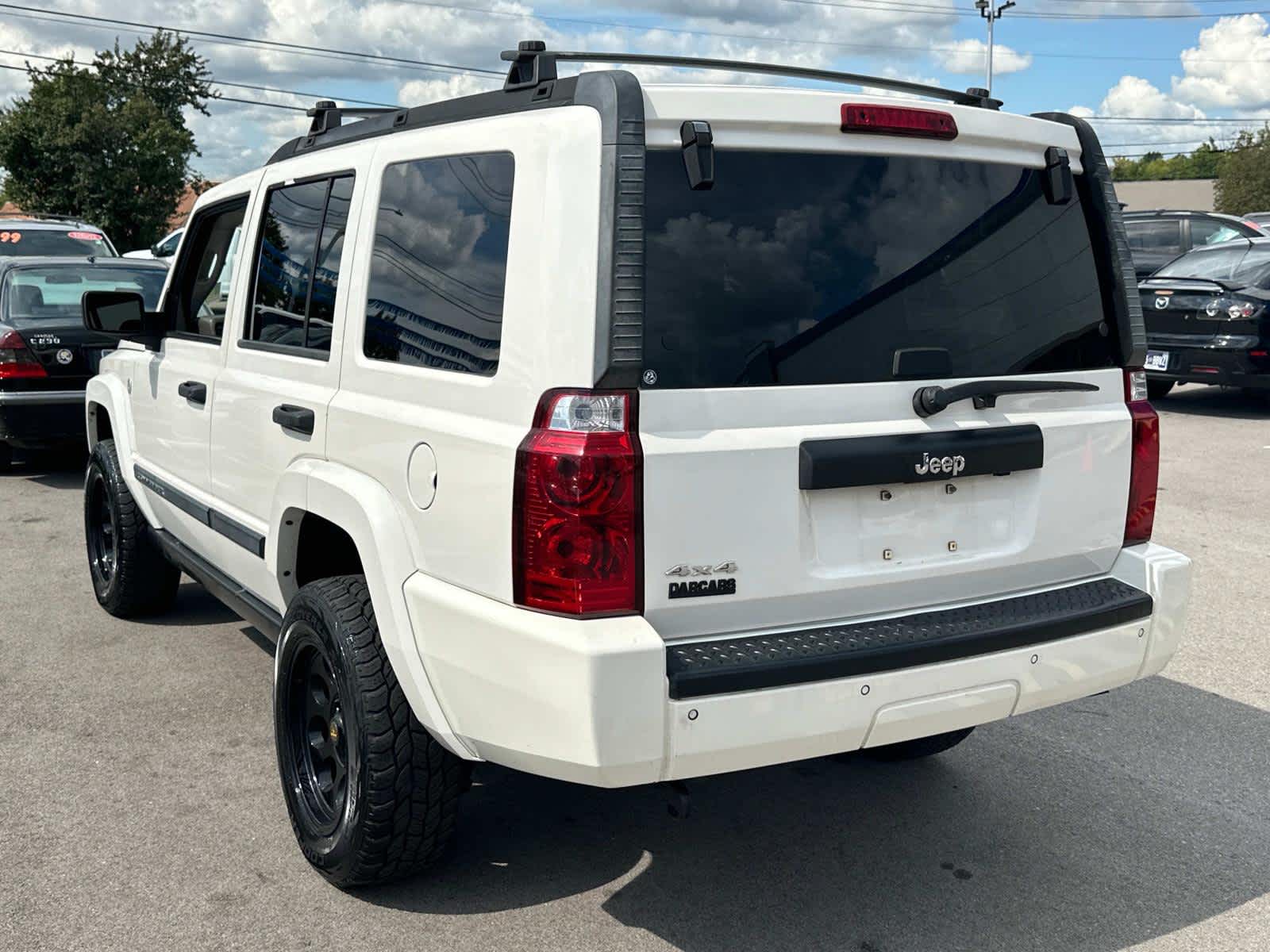 2006 Jeep Commander  6