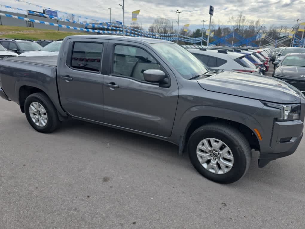 2023 Nissan Frontier SV Crew Cab 4x4 Auto 2