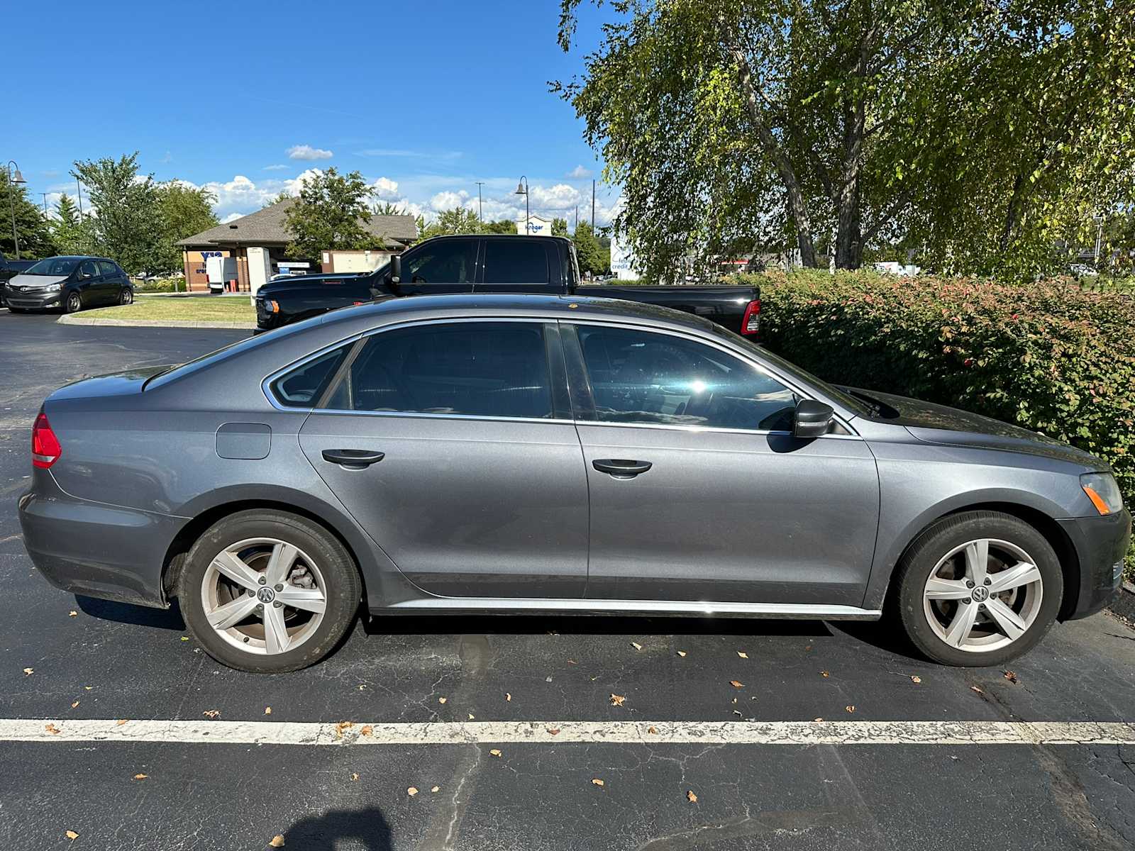 2013 Volkswagen Passat TDI SE w/Sunroof 5