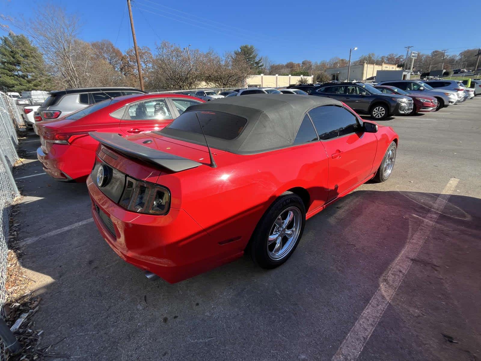 2014 Ford Mustang V6 Premium 4