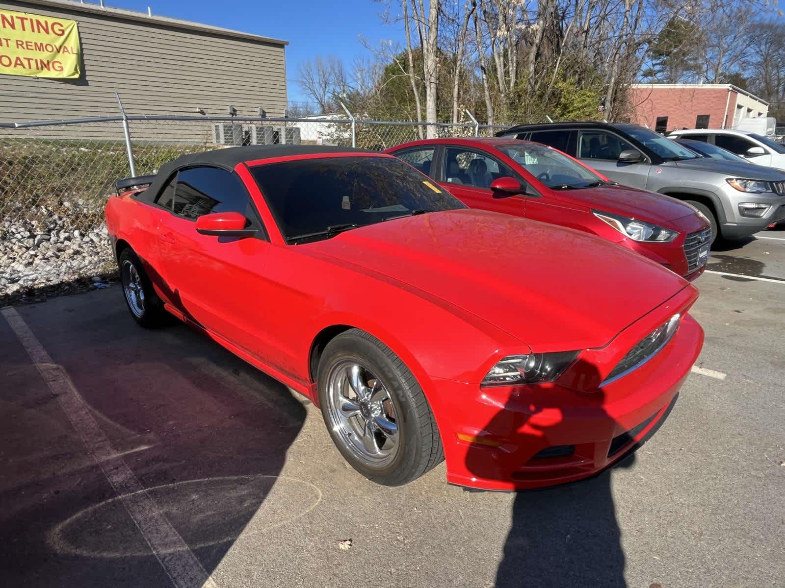 2014 Ford Mustang V6 Premium 3