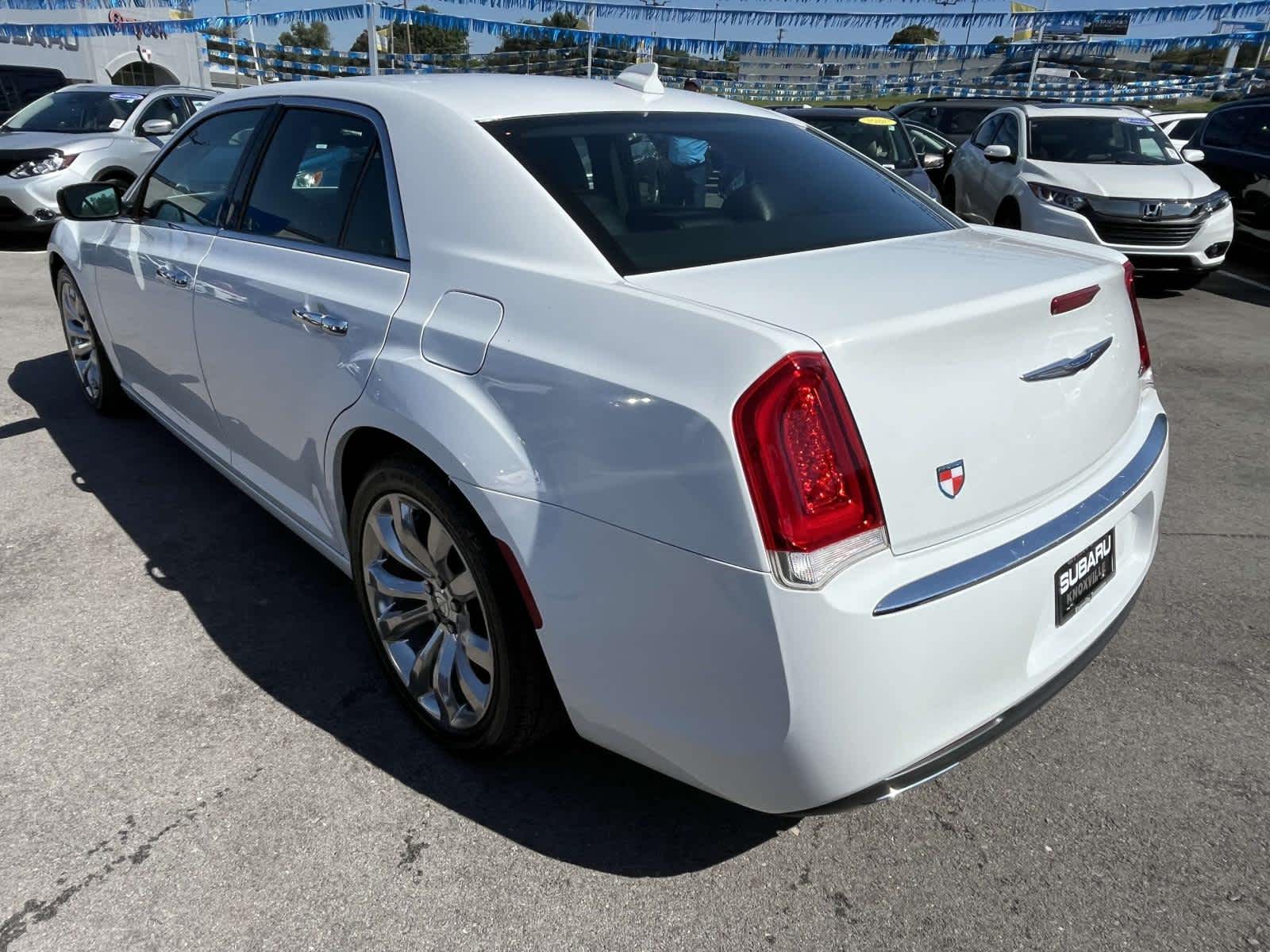 2018 Chrysler 300 Limited 6