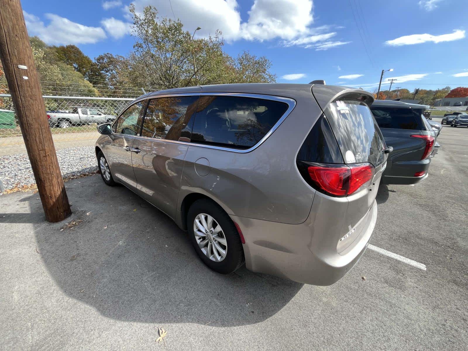 2018 Chrysler Pacifica Touring Plus 2