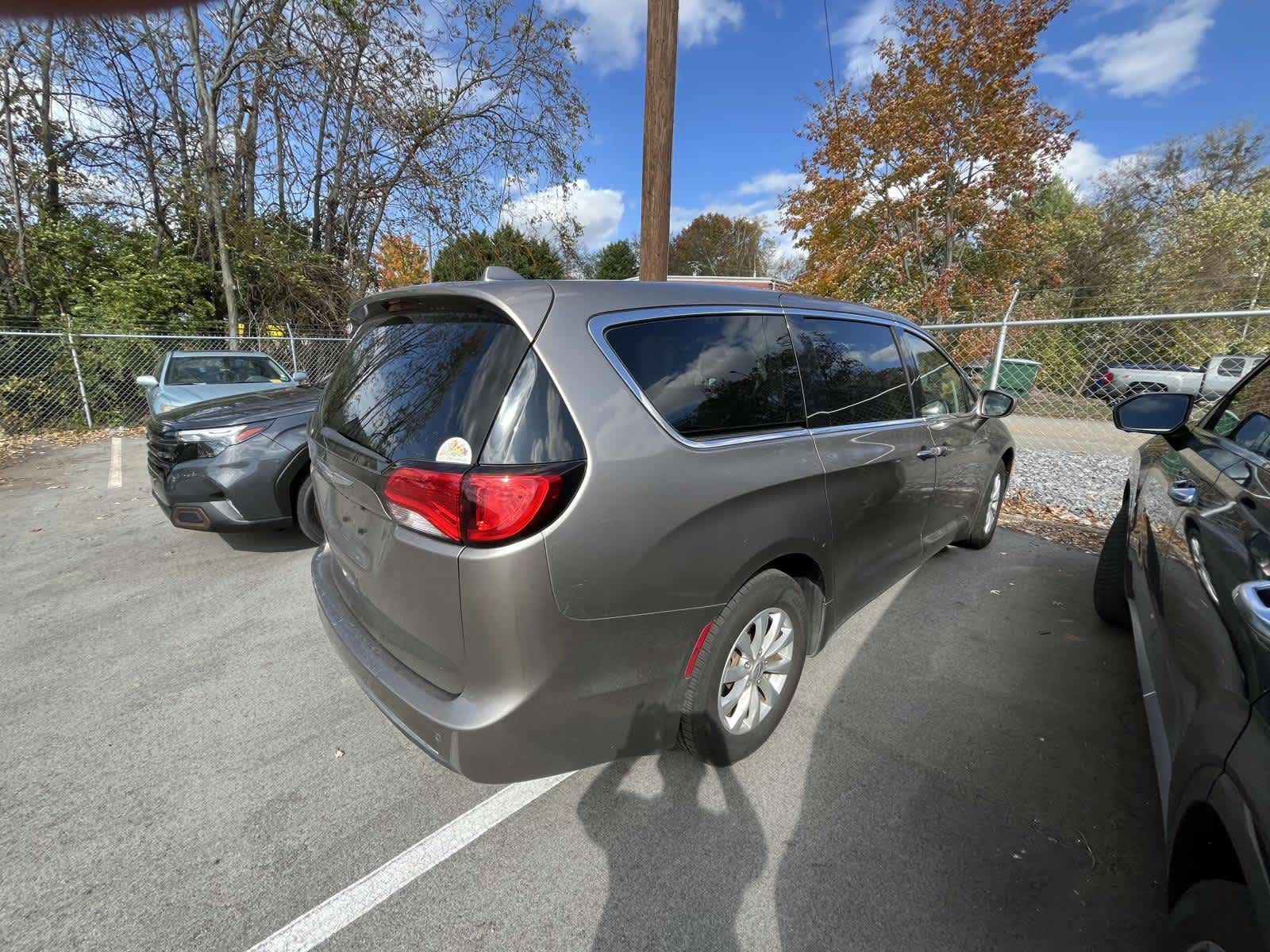 2018 Chrysler Pacifica Touring Plus 3