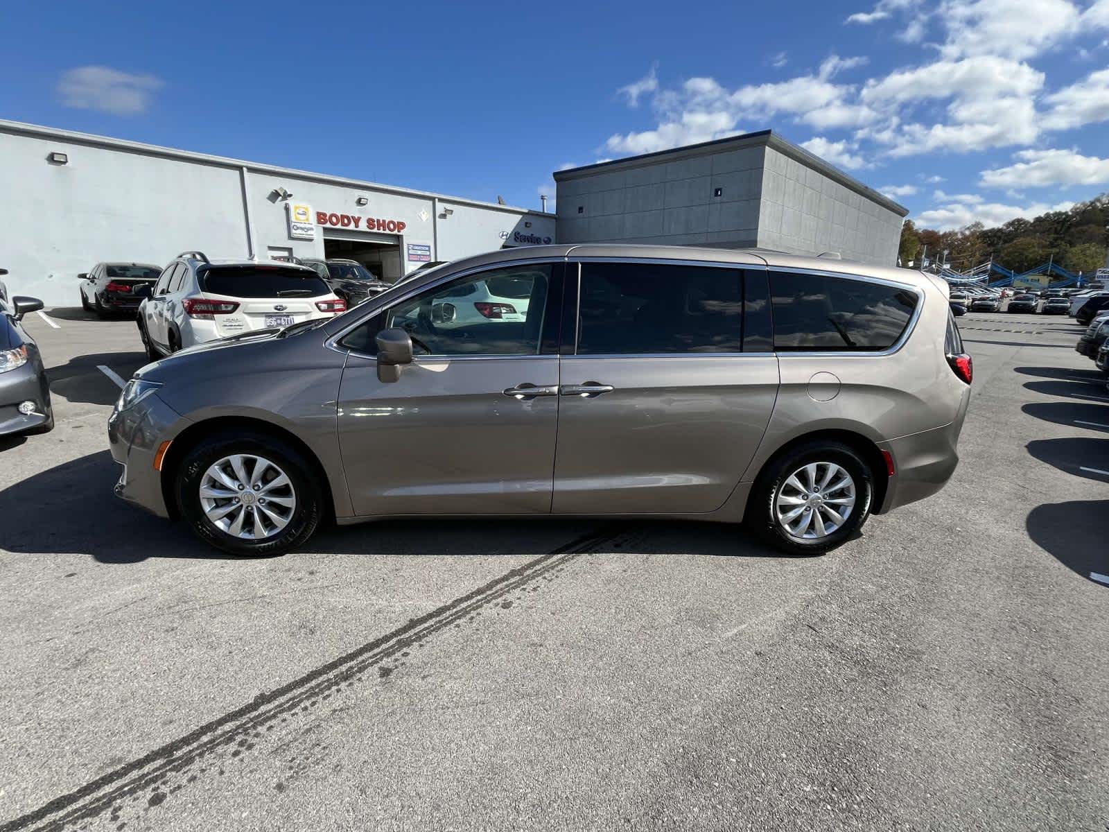 2018 Chrysler Pacifica Touring Plus 5