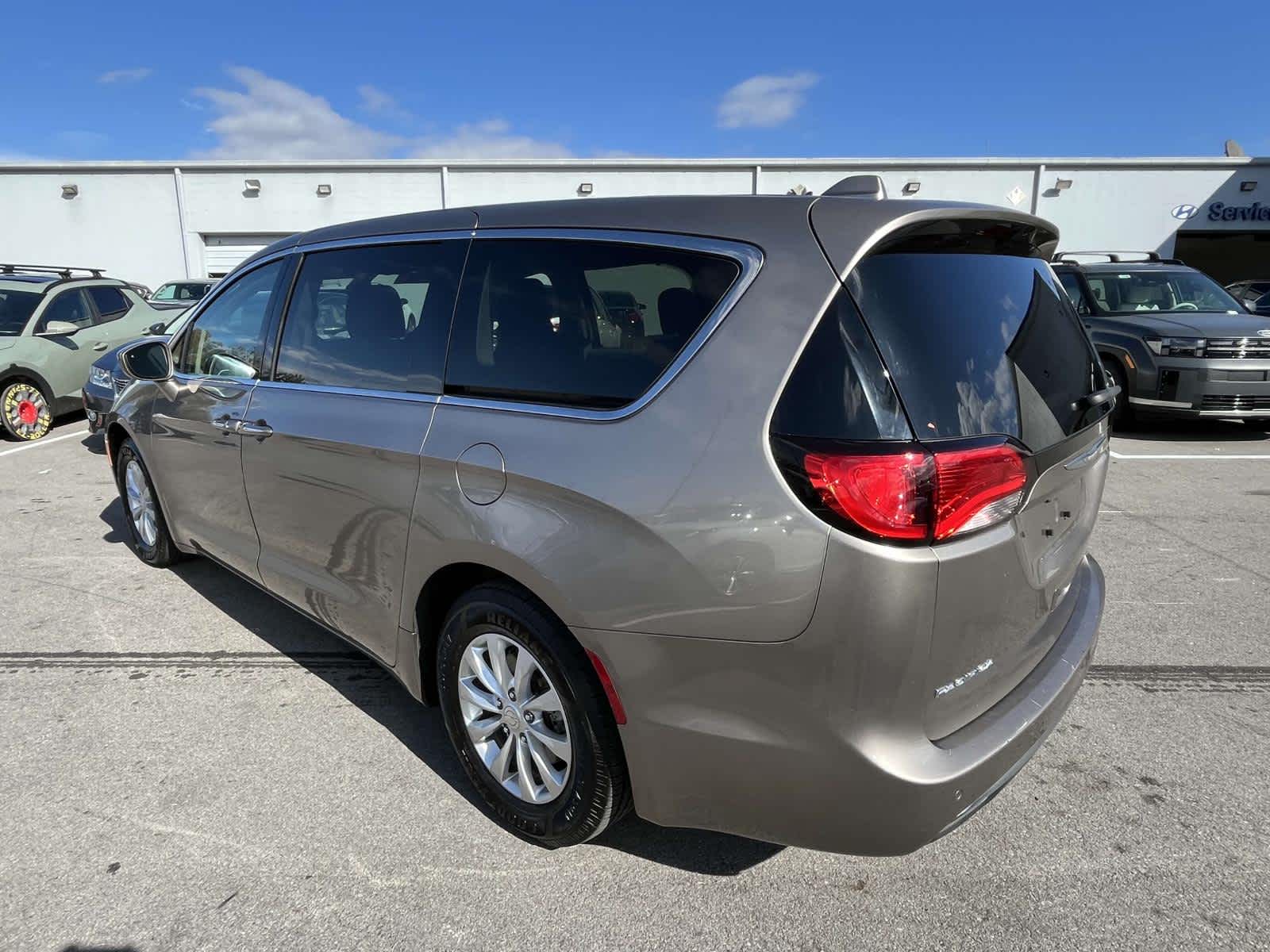 2018 Chrysler Pacifica Touring Plus 6