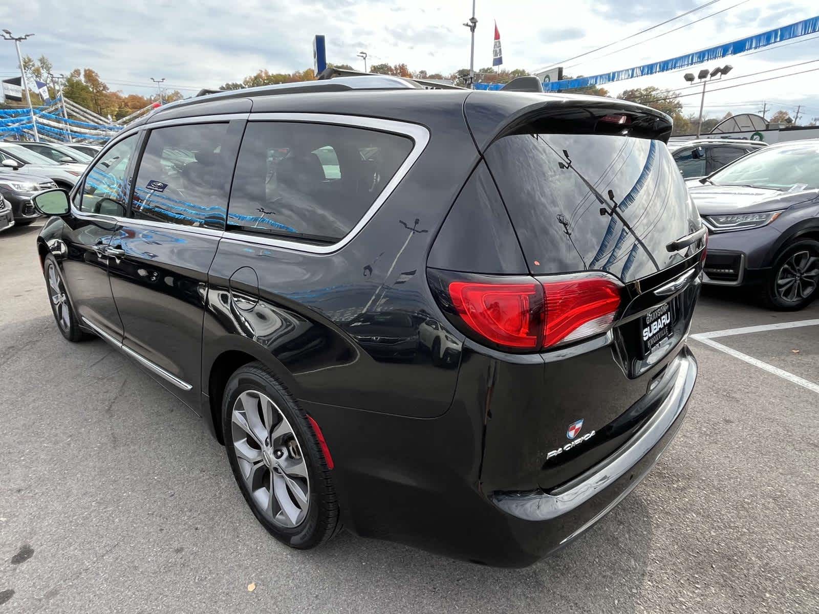 2019 Chrysler Pacifica Limited 6