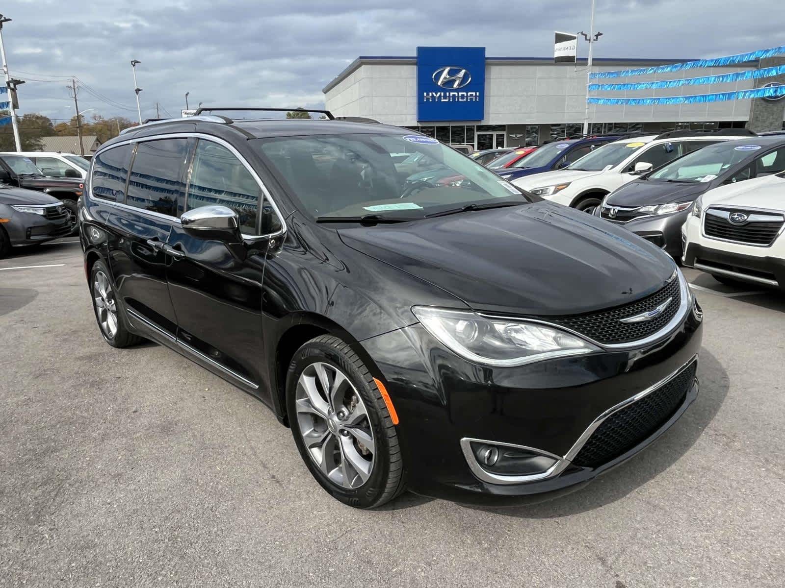 2019 Chrysler Pacifica Limited 2