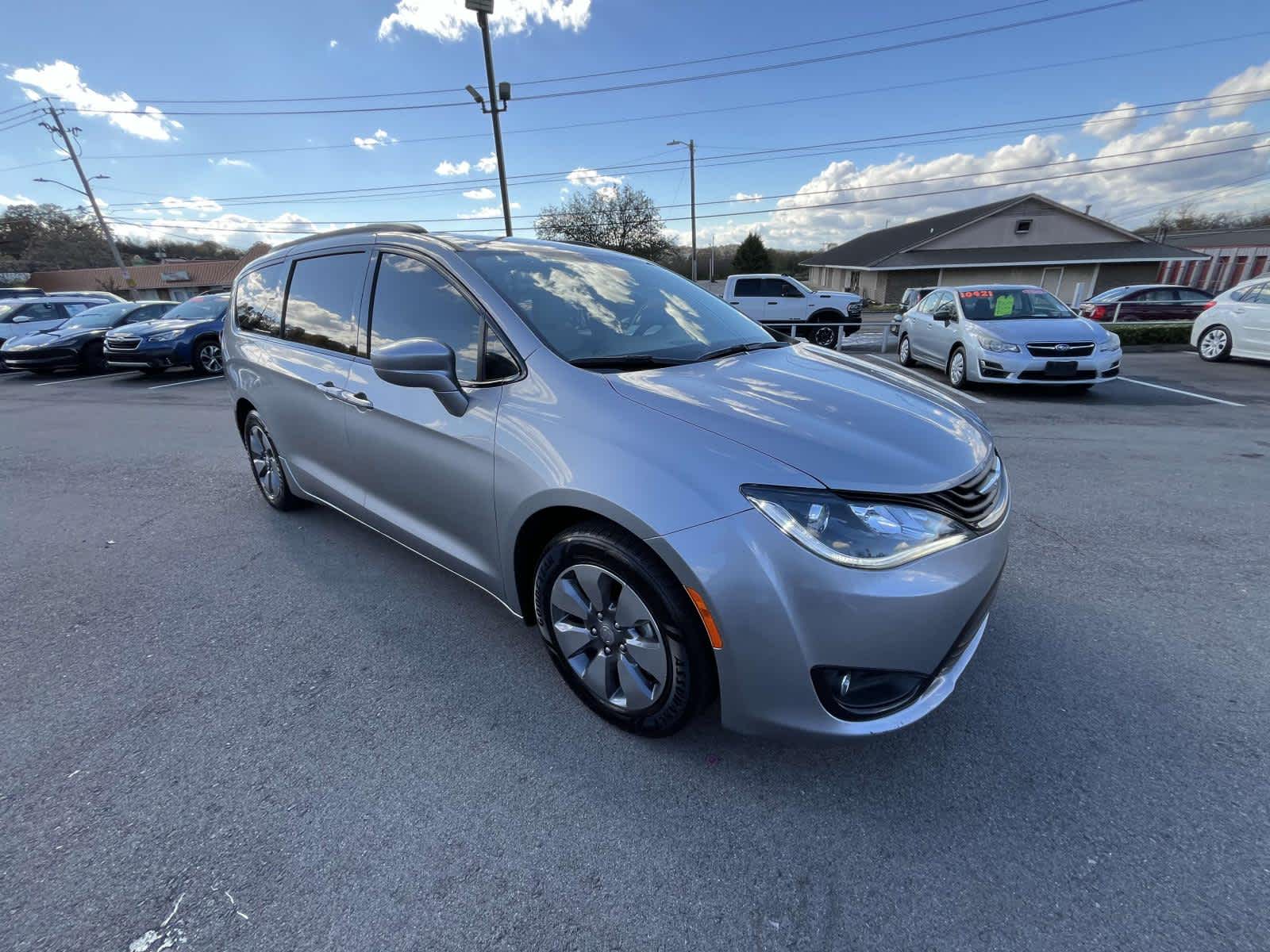 2018 Chrysler Pacifica Hybrid Limited 2