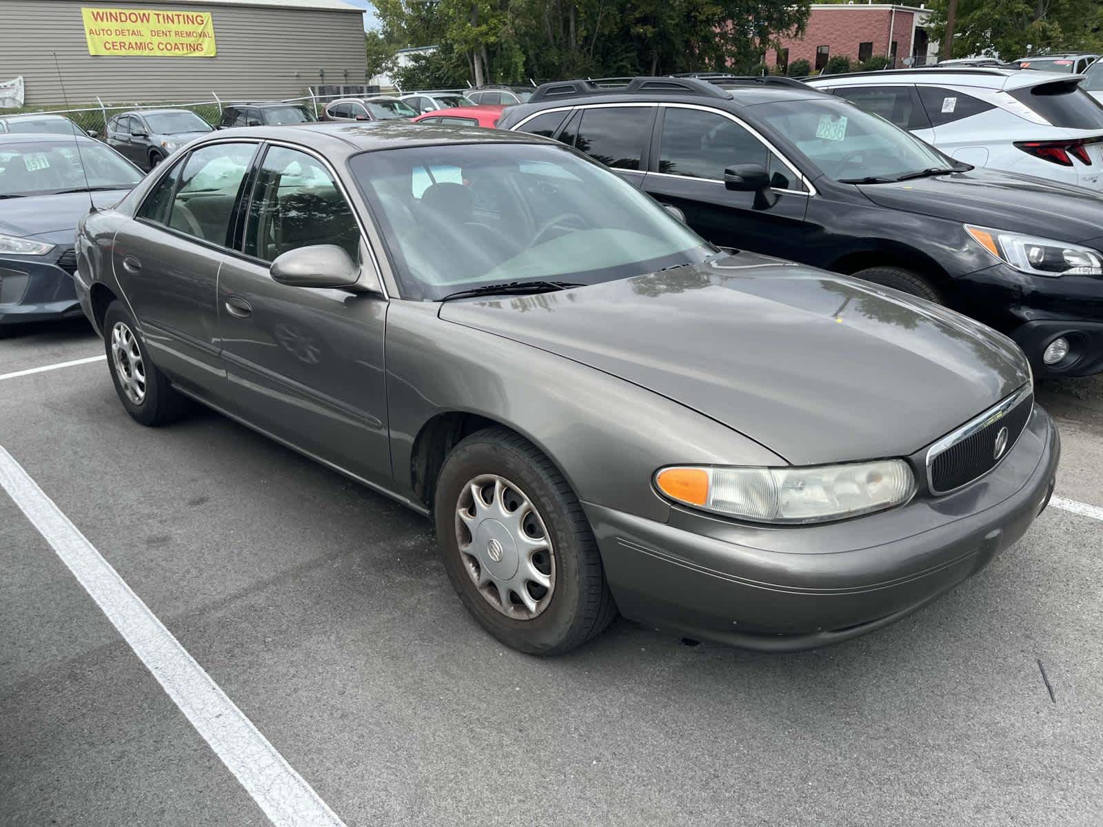 2005 Buick Century Custom 3