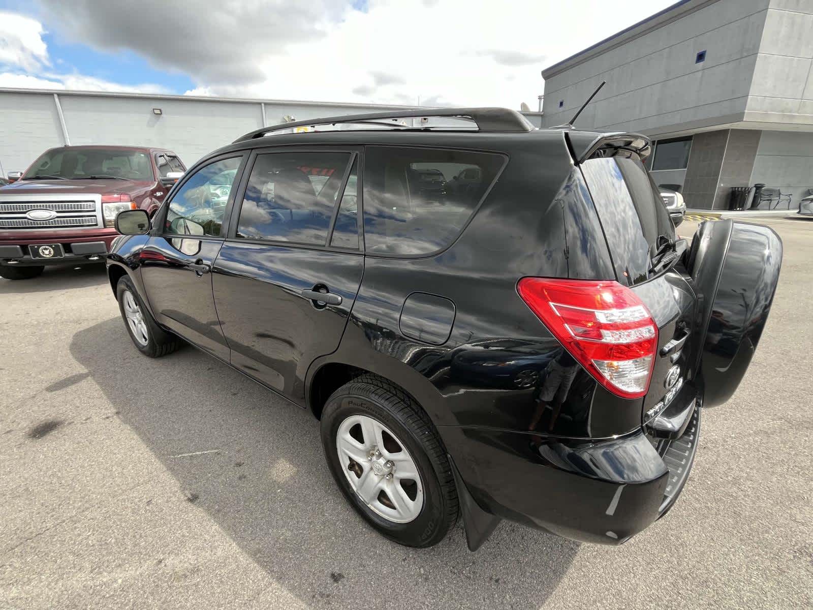 2010 Toyota RAV4  6