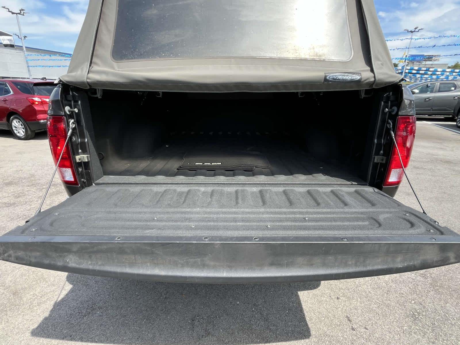 2018 Ram 1500 Tradesman 4x2 Reg Cab 64 Box 10