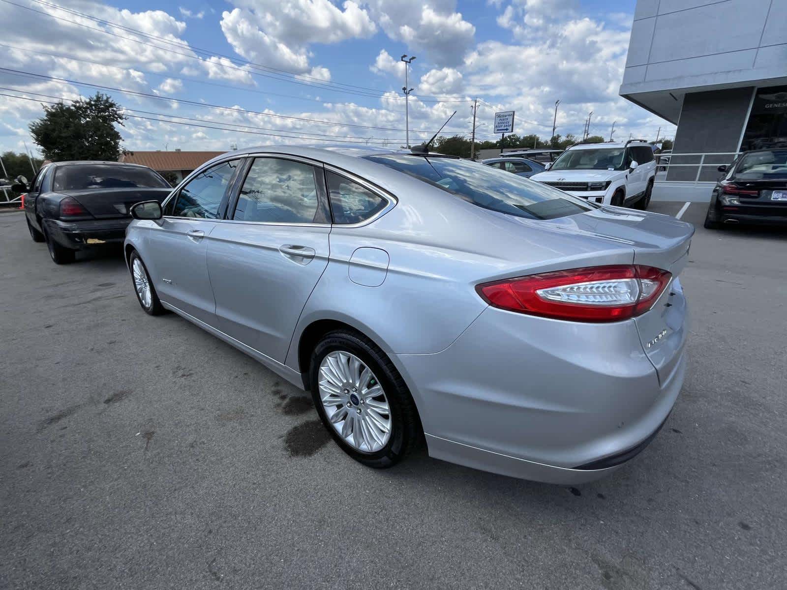 2013 Ford Fusion SE Hybrid 6