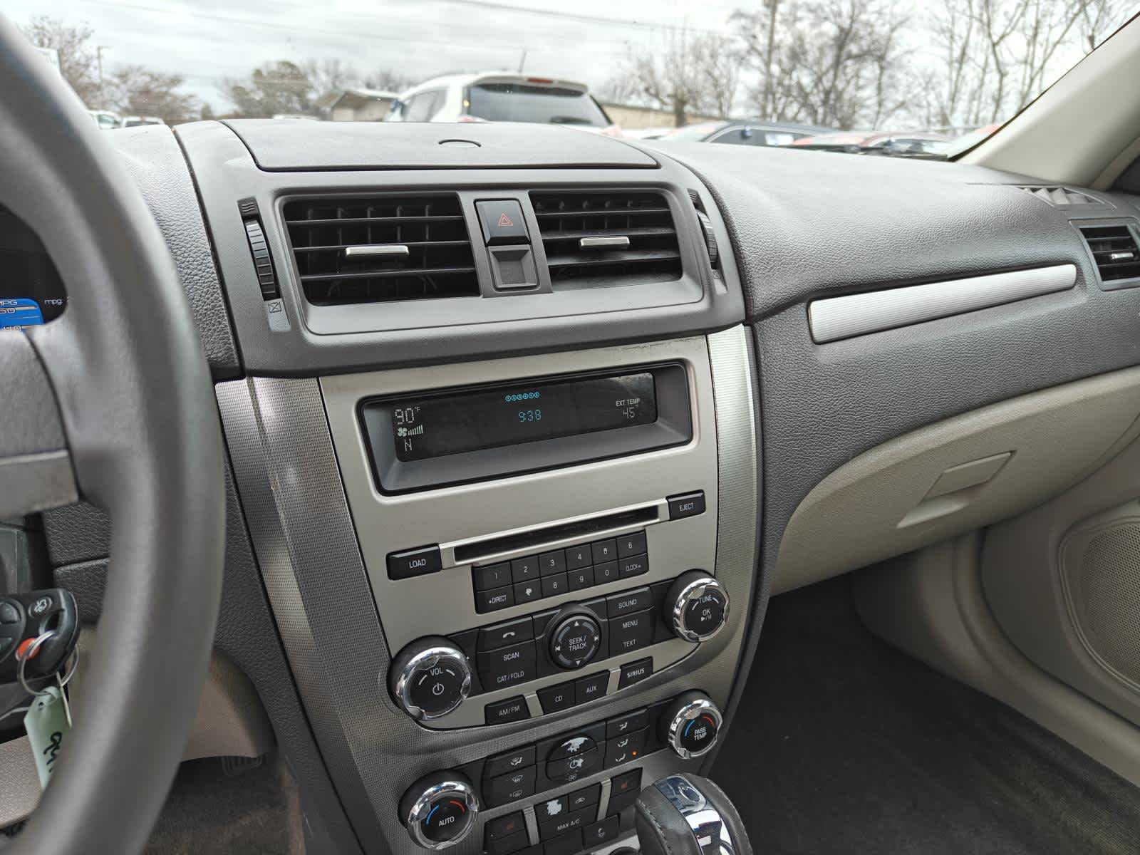 2010 Ford Fusion Hybrid 16