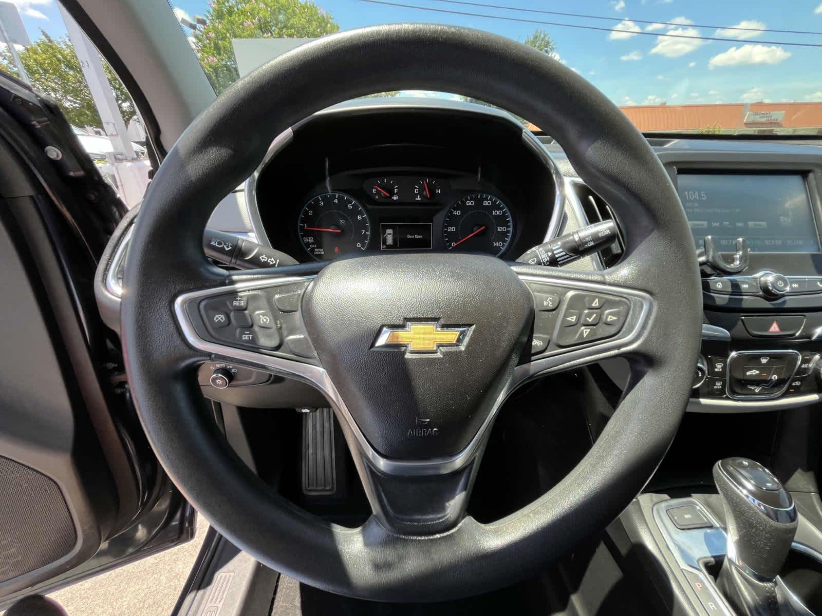 2018 Chevrolet Equinox LS 21