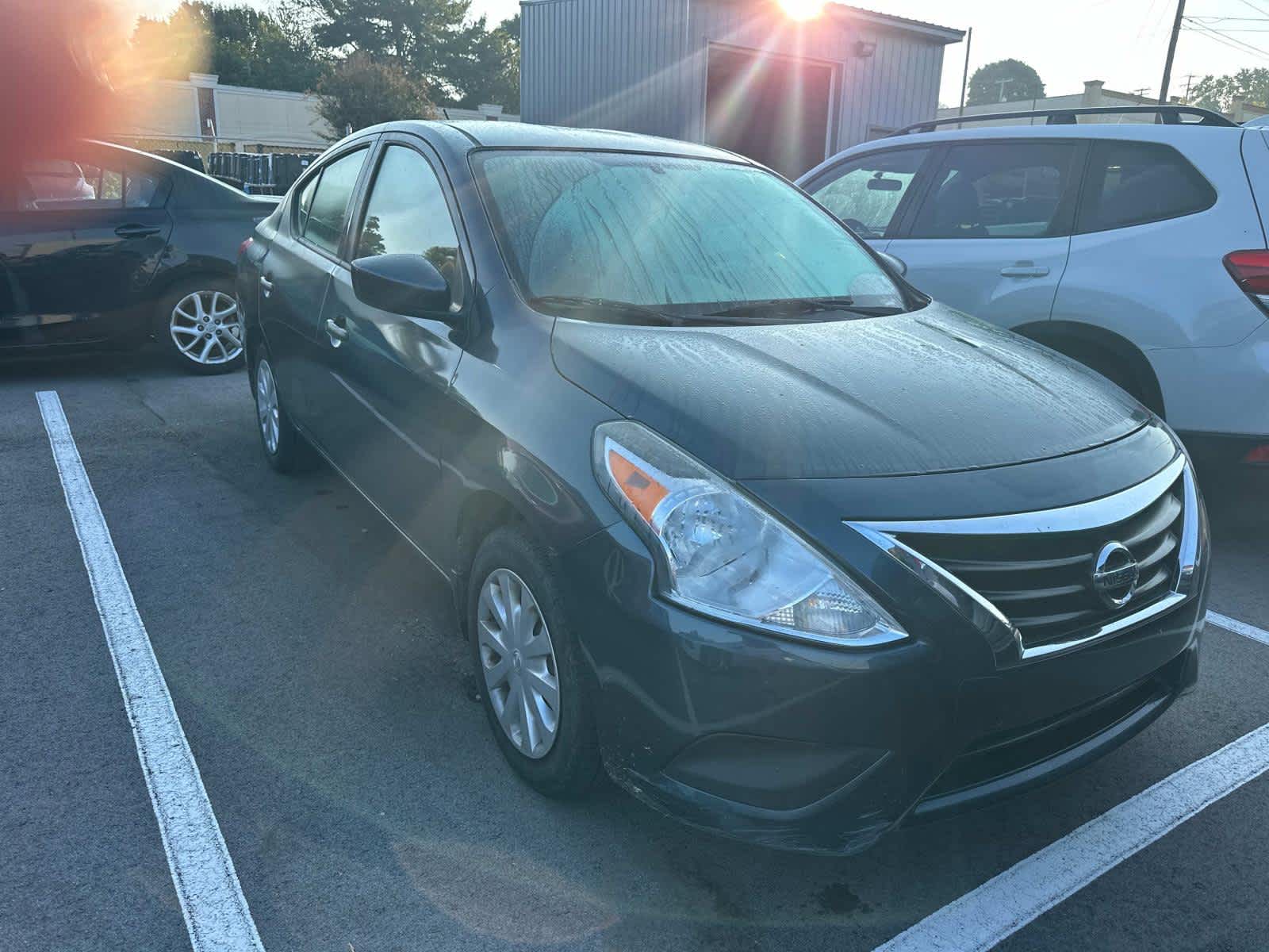 2016 Nissan Versa S 5