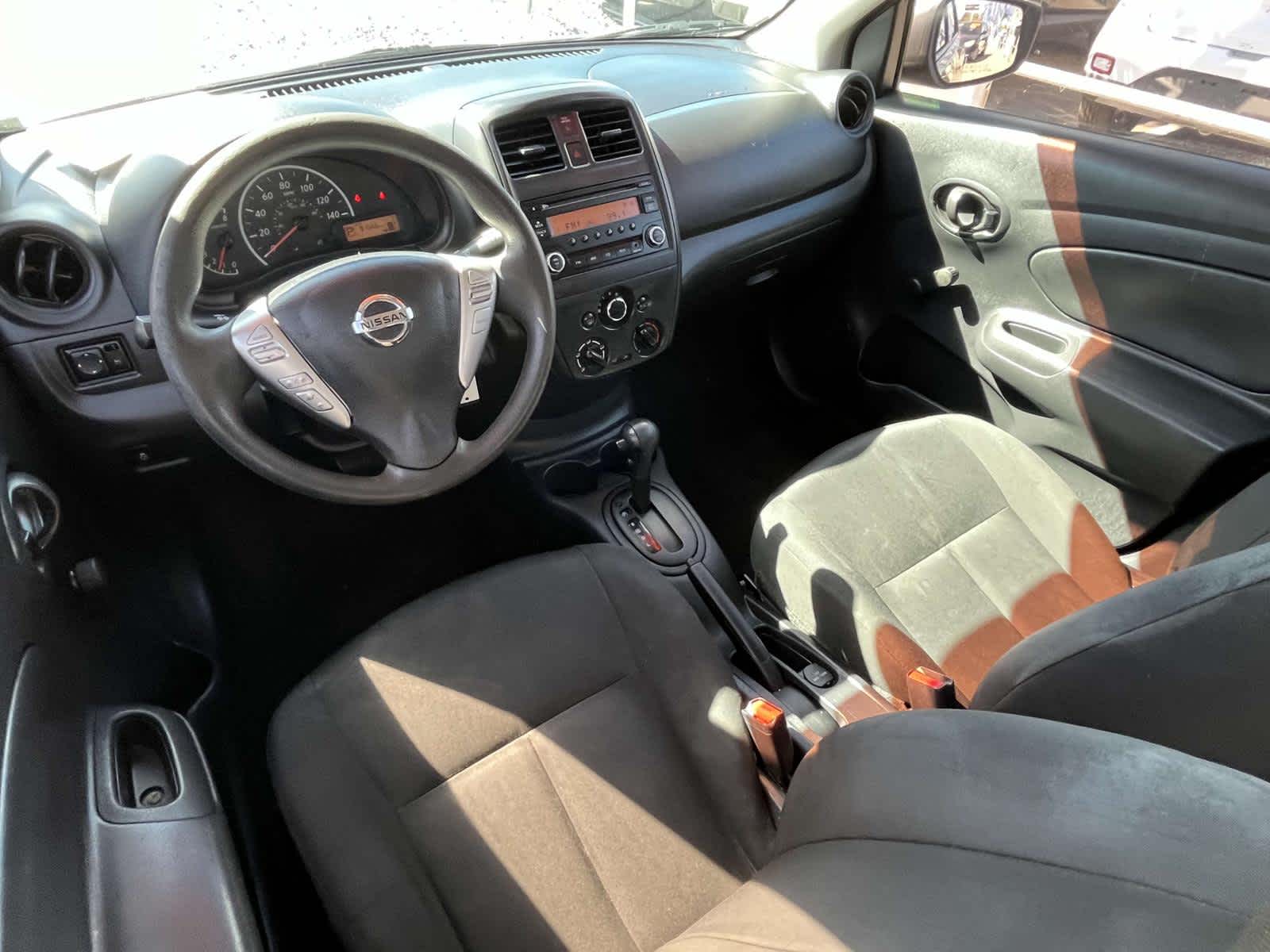 2016 Nissan Versa S Plus 13