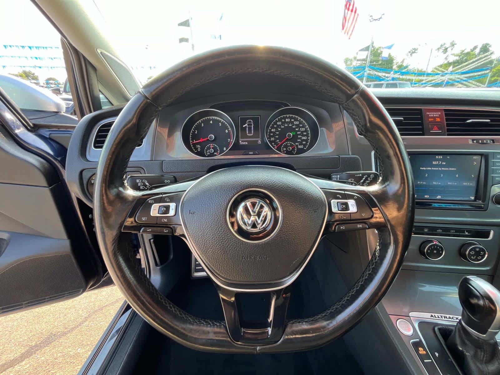 2017 Volkswagen Golf Alltrack SEL 20
