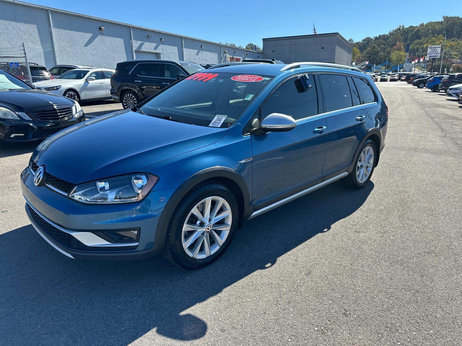 2017 Volkswagen Golf Alltrack S 4