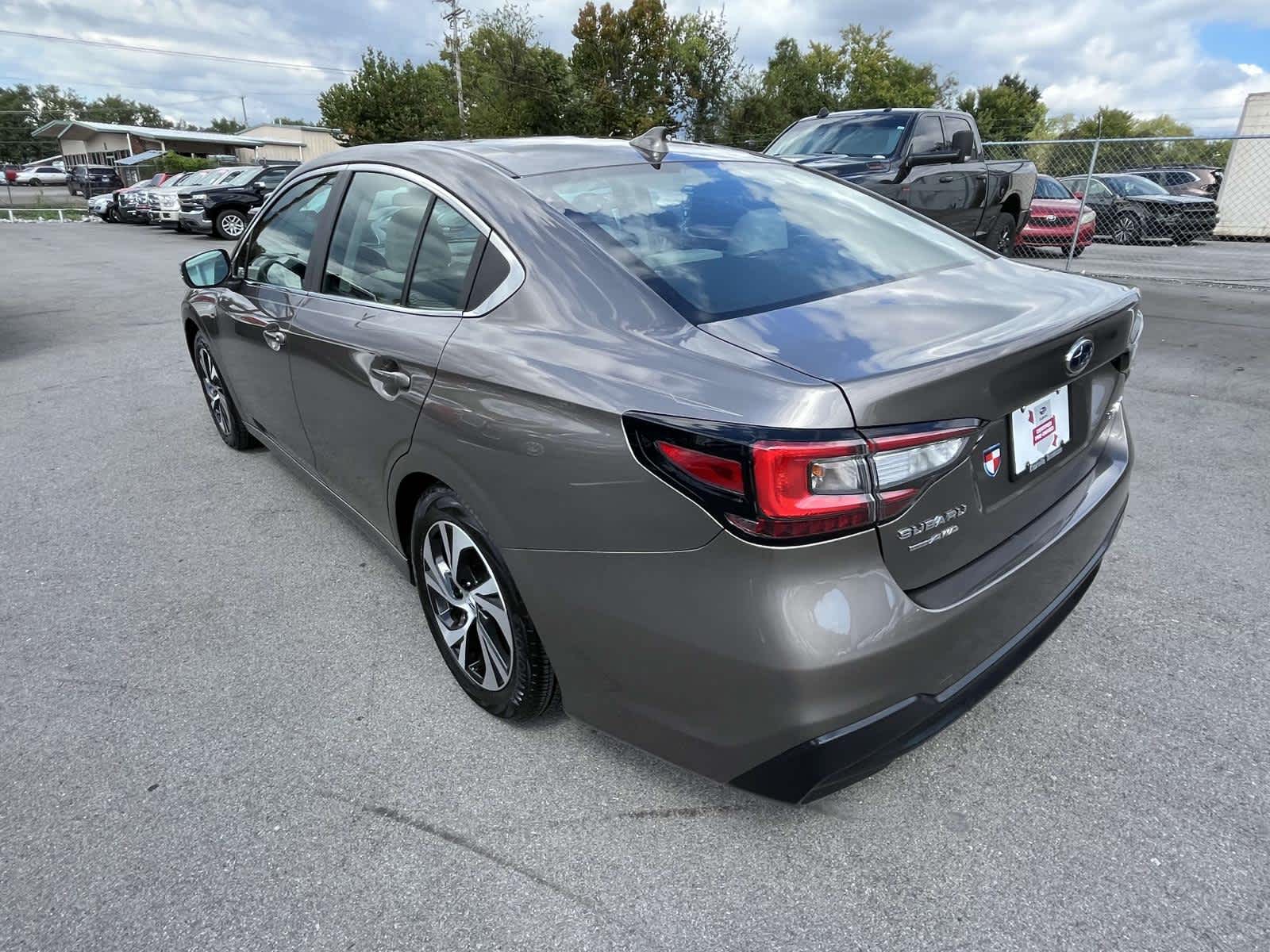 2022 Subaru Legacy Premium 6