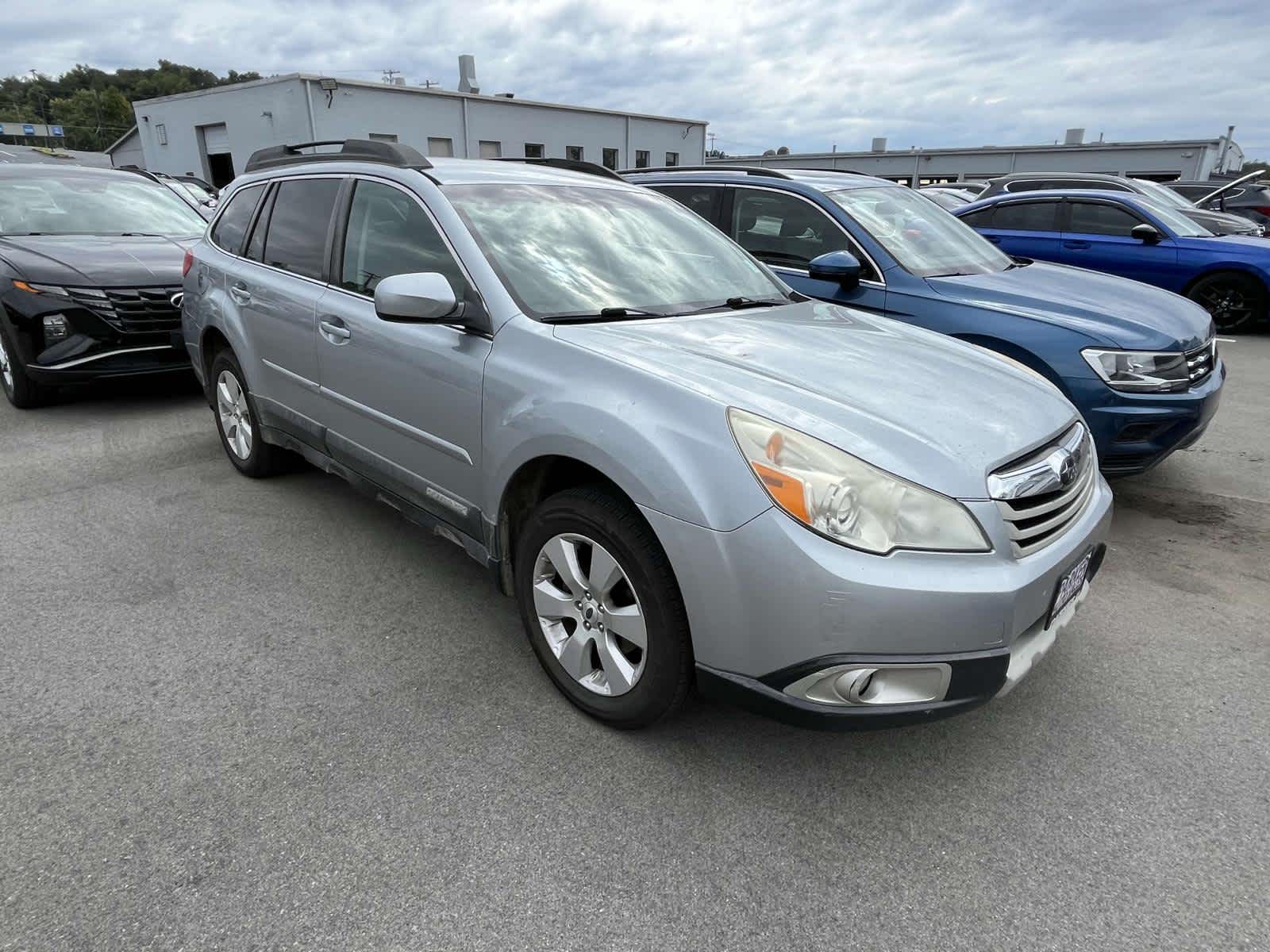 2012 Subaru Outback 2.5i Limited 3