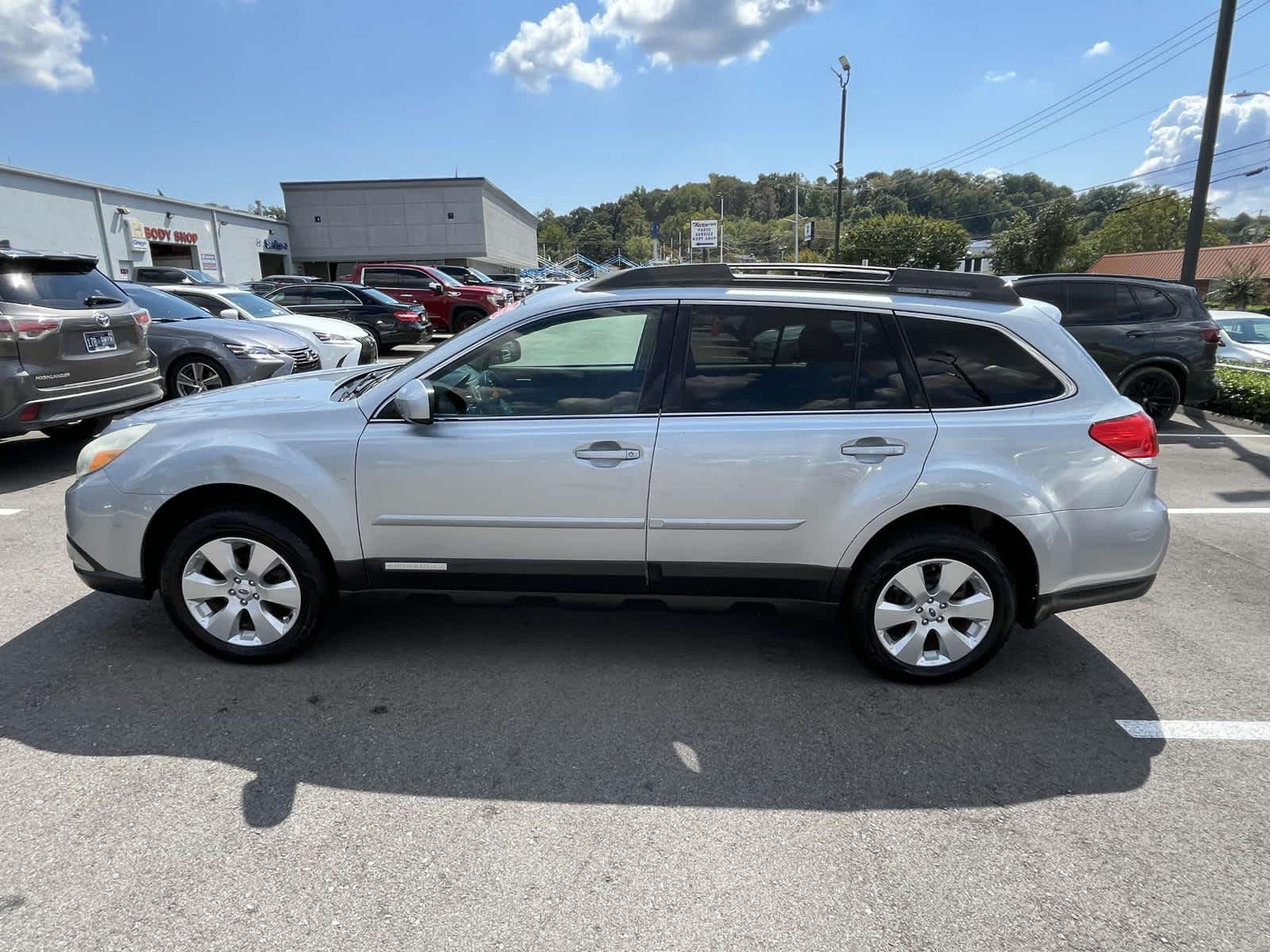 2012 Subaru Outback 2.5i Limited 5