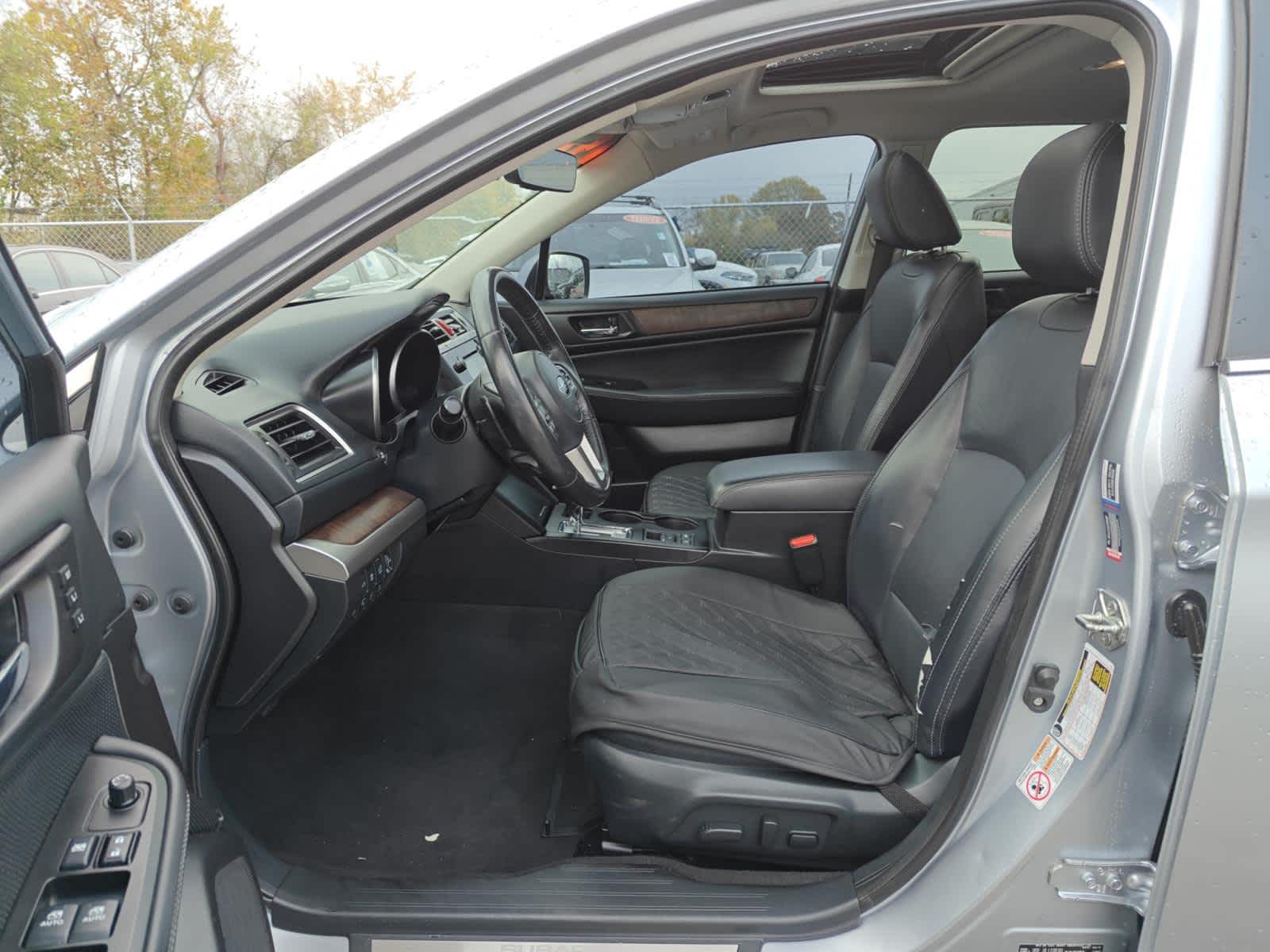 2017 Subaru Outback Limited 16