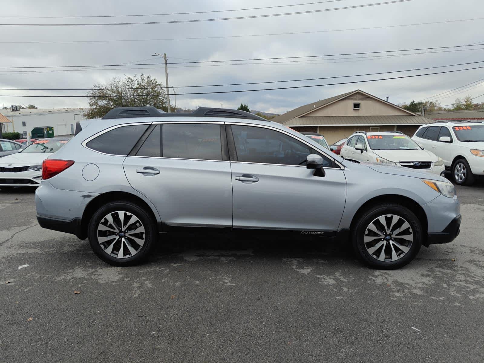 2017 Subaru Outback Limited 5