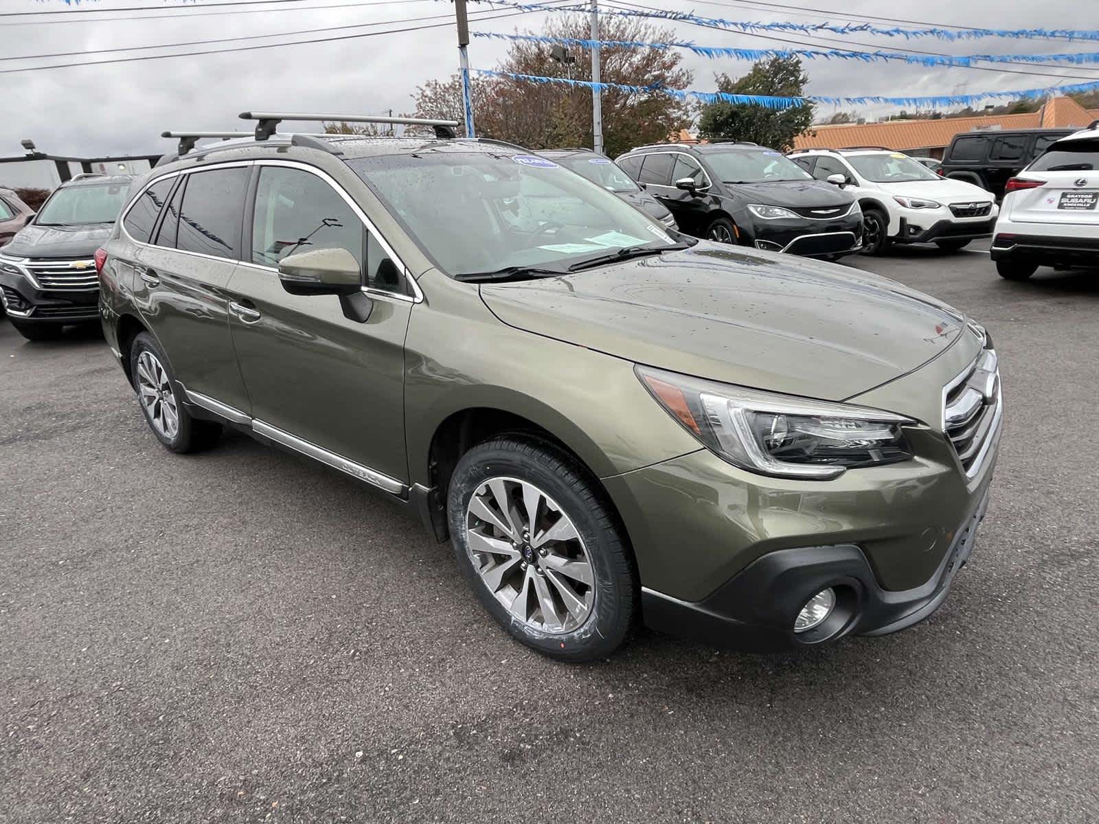 2018 Subaru Outback Touring 2