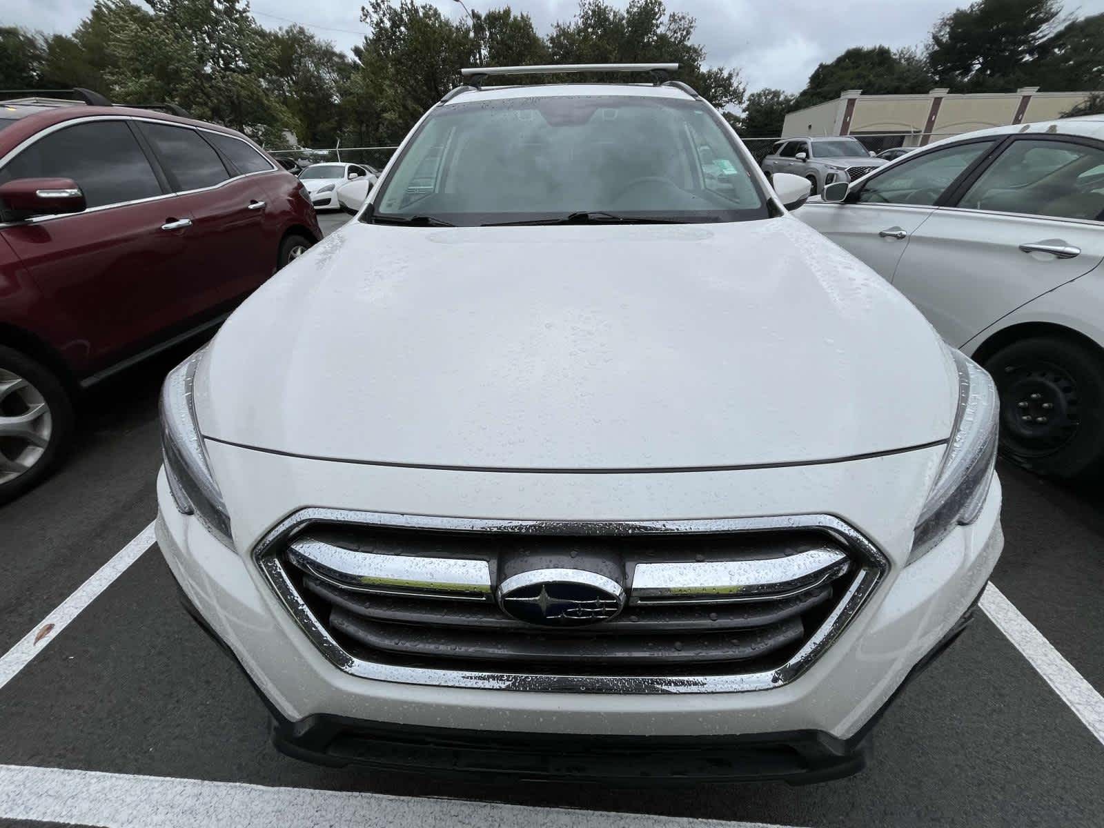 2018 Subaru Outback Touring 2