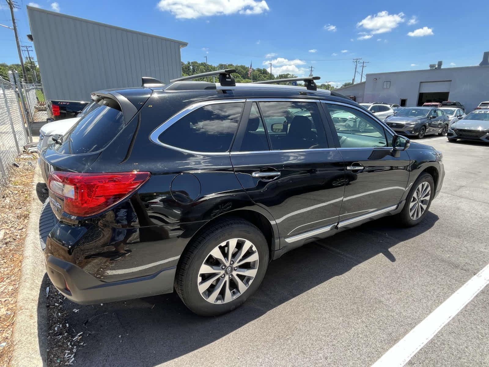2019 Subaru Outback Touring 3