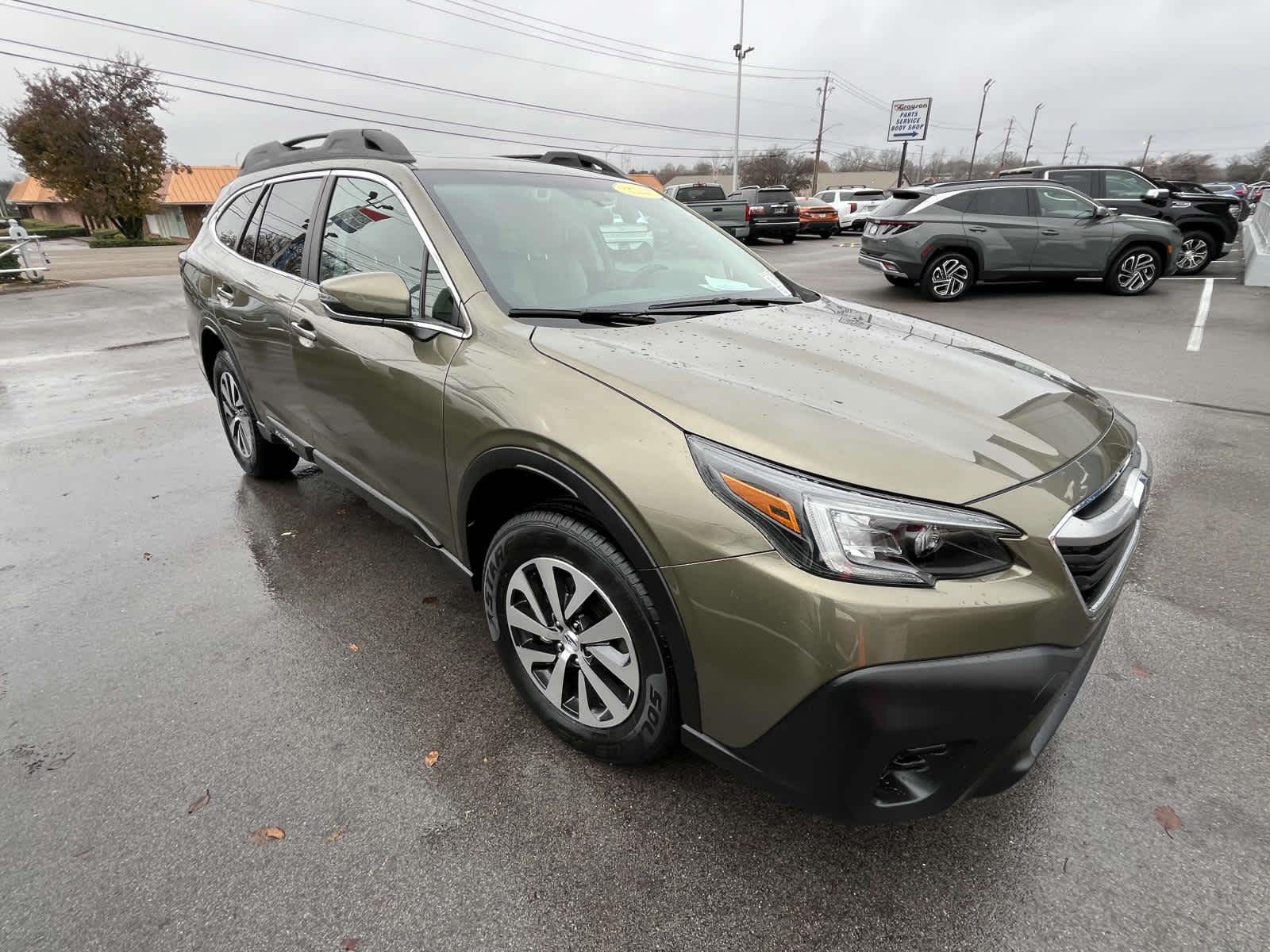 2022 Subaru Outback Premium 3