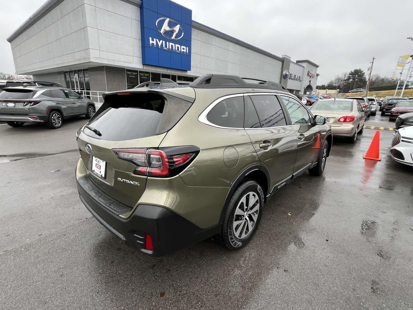 2022 Subaru Outback Premium 4