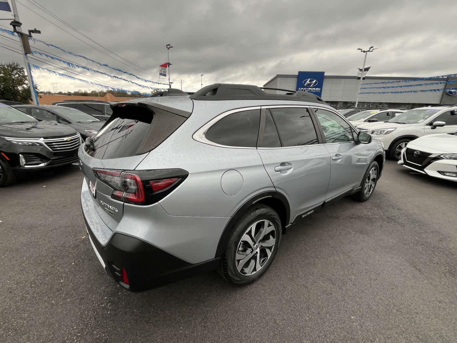 2022 Subaru Outback Limited 8