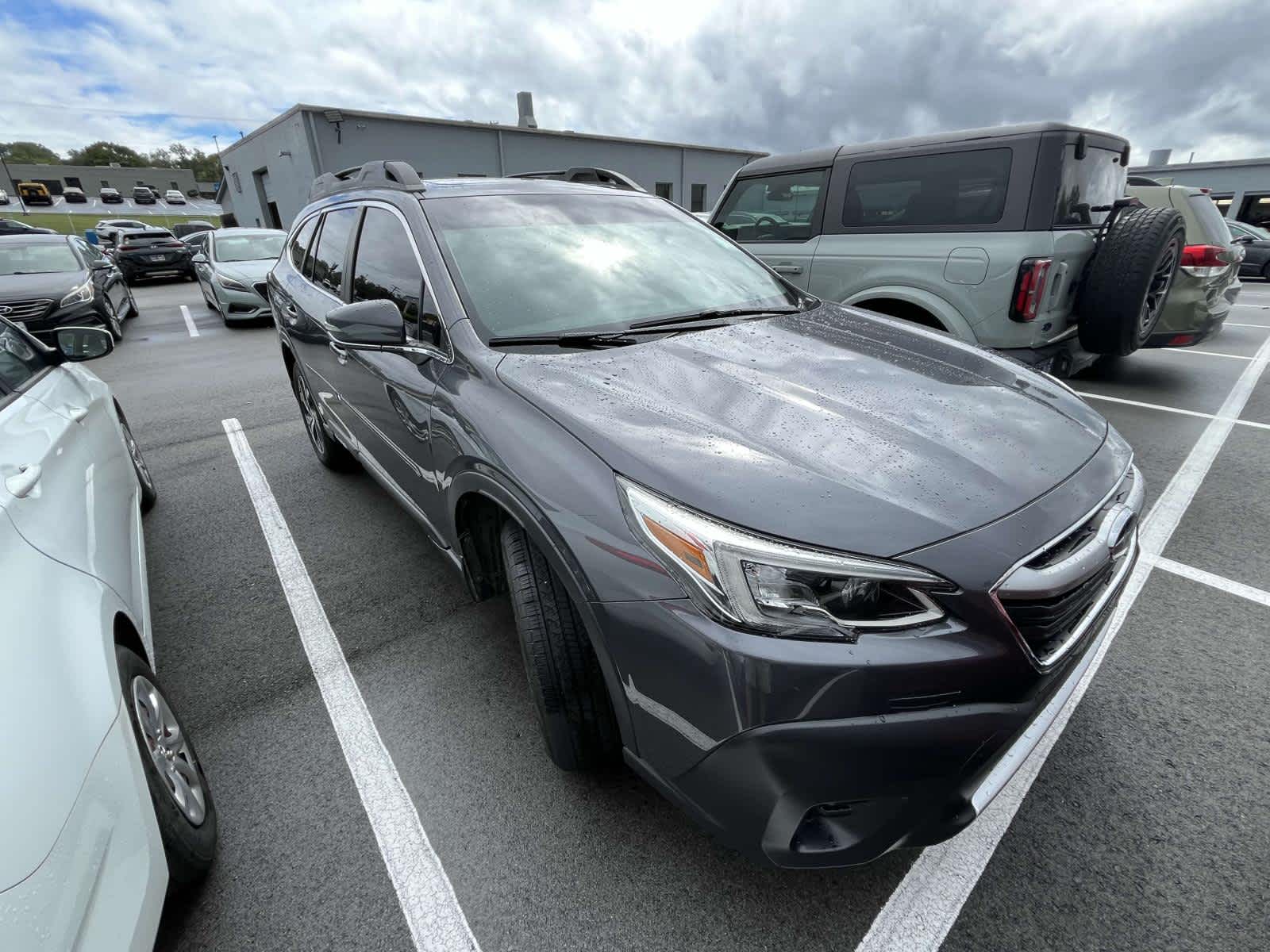 2022 Subaru Outback Limited XT 2