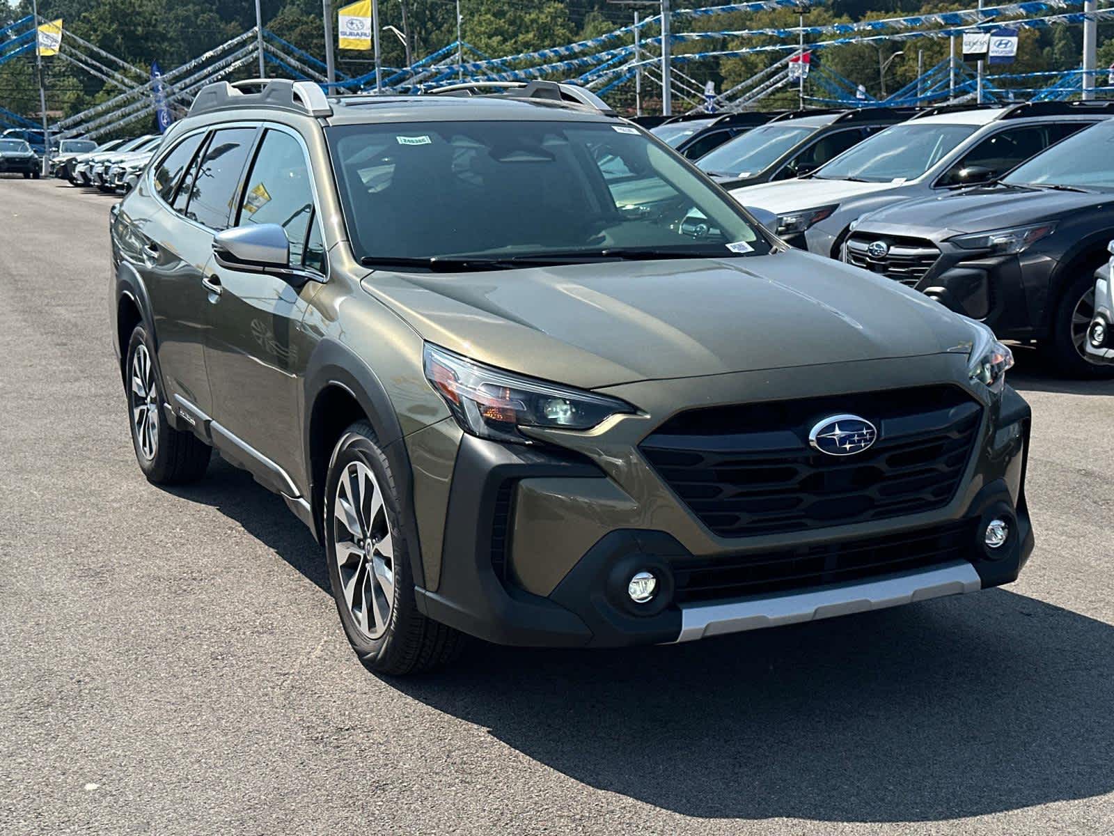 2024 Subaru Outback Touring XT 2