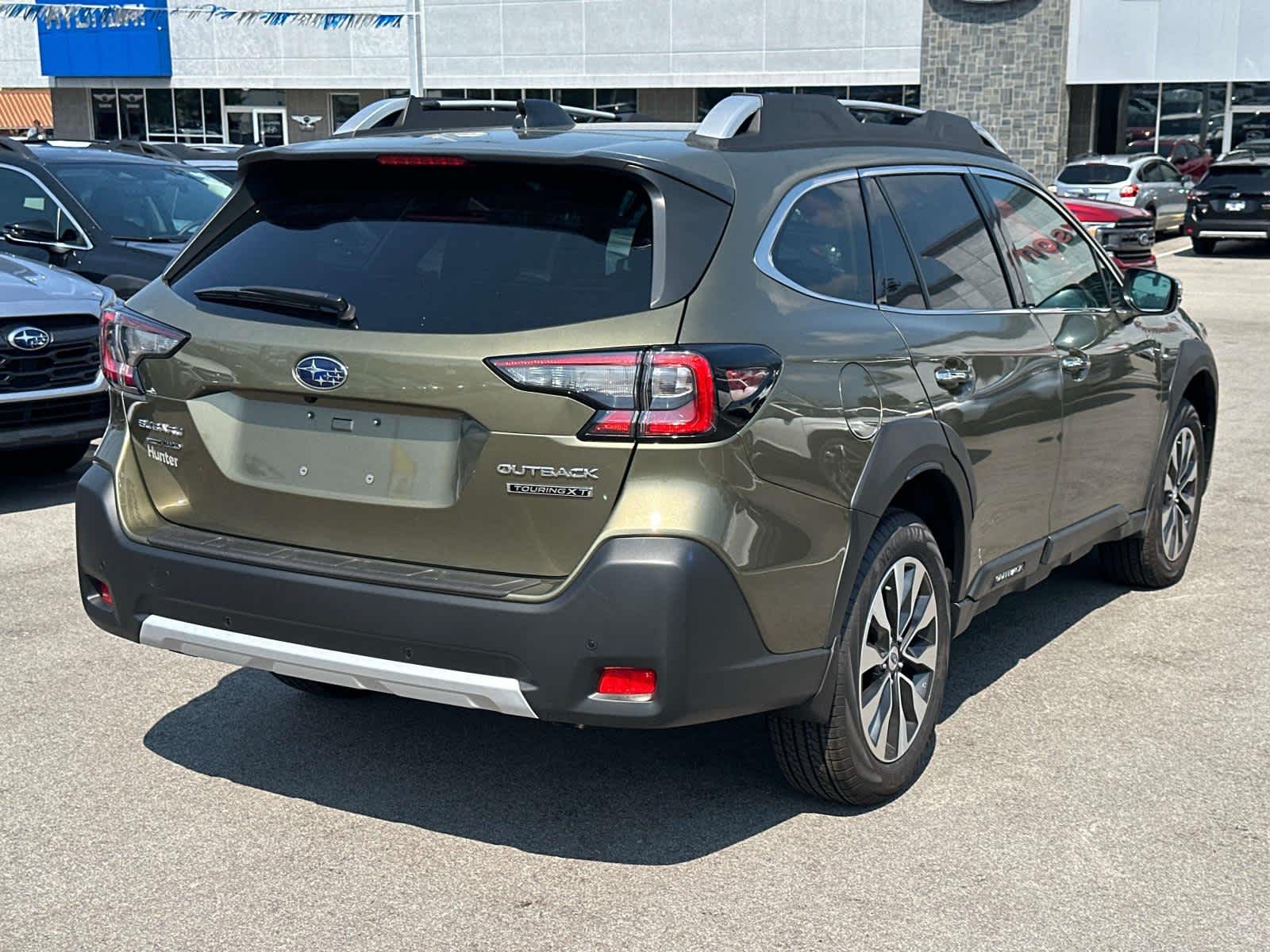 2024 Subaru Outback Touring XT 8