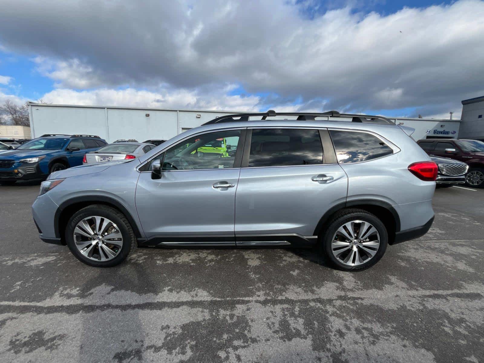 2022 Subaru Ascent Touring 5