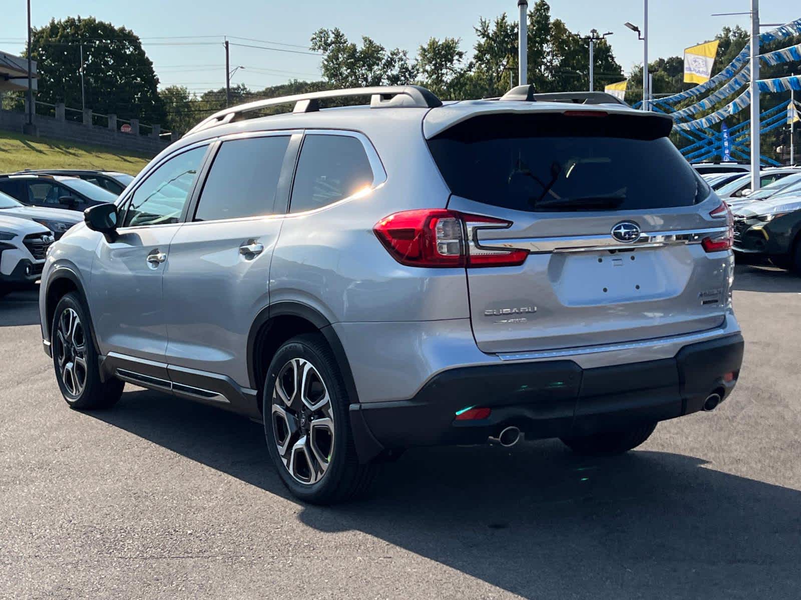 2024 Subaru Ascent Touring 5