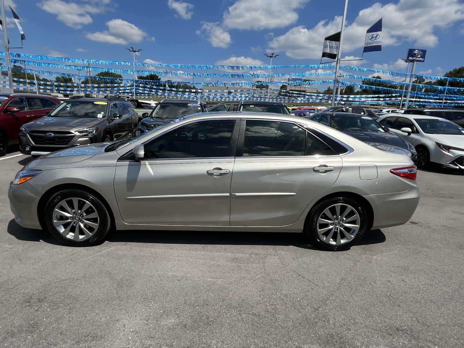 2016 Toyota Camry SE 5