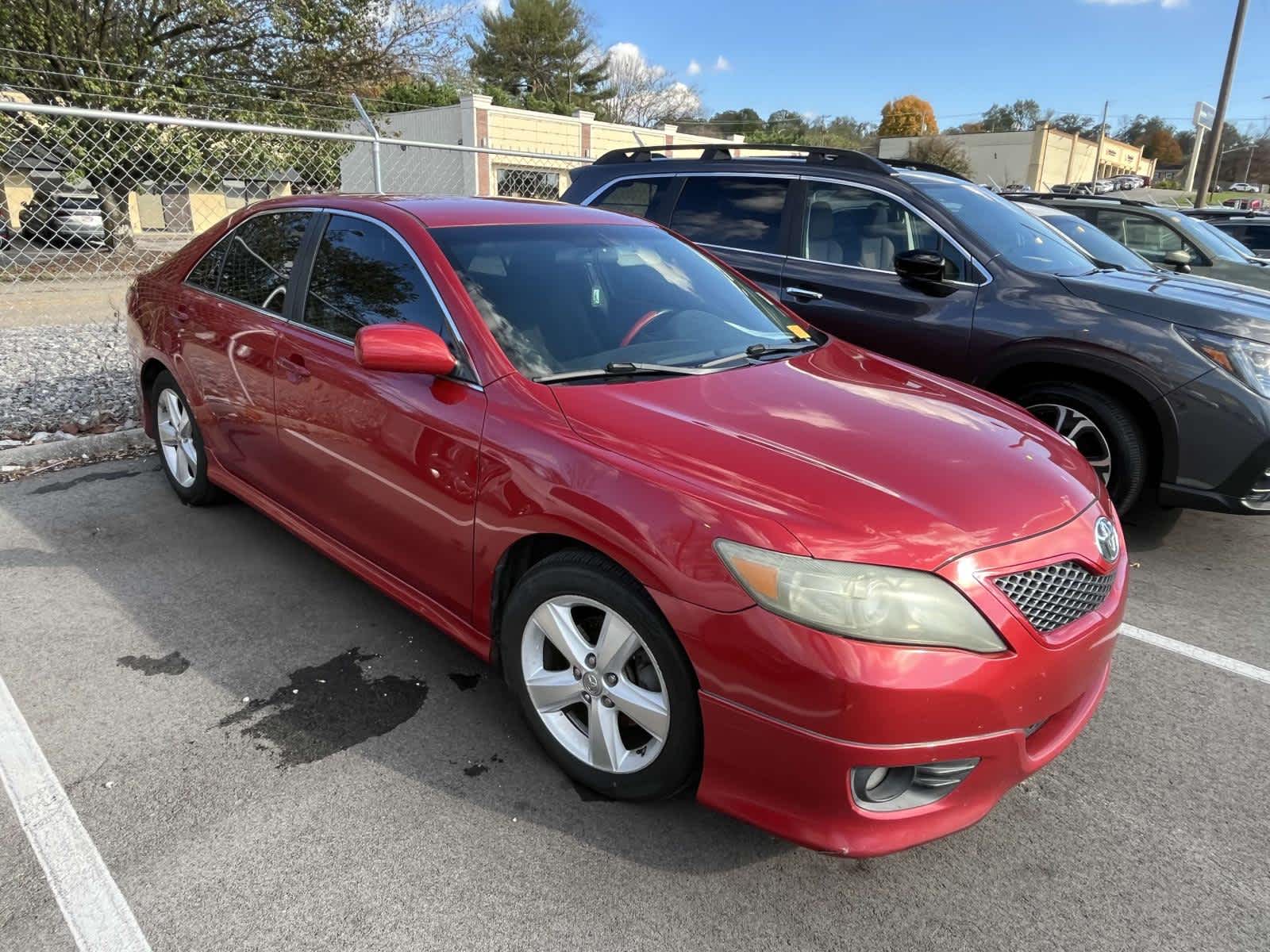 2010 Toyota Camry SE 3