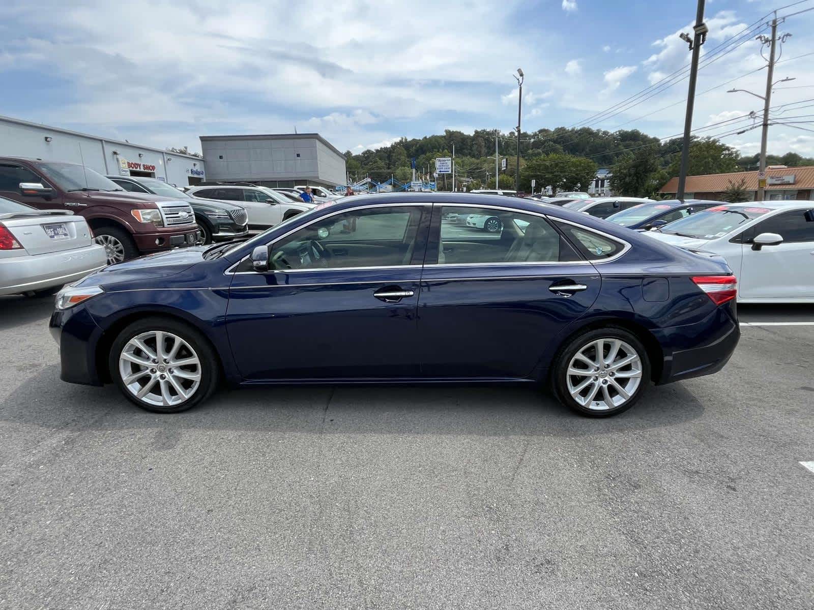 2013 Toyota Avalon XLE 5